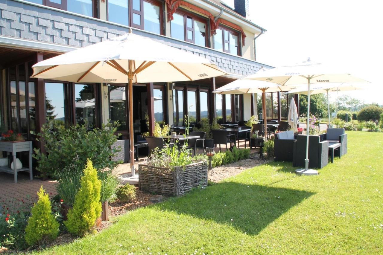 Hotel Restaurant N 4 Martelange Bagian luar foto
